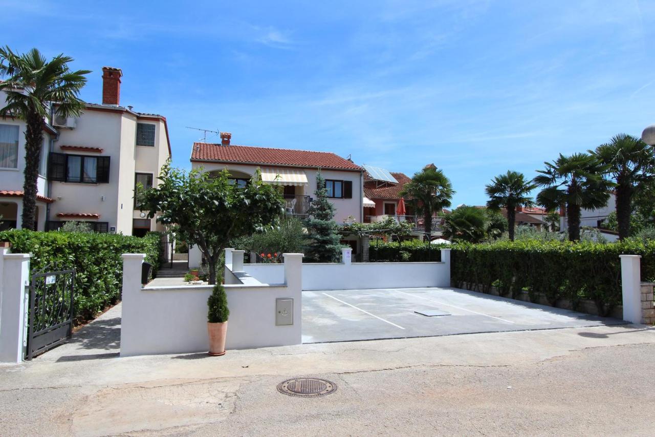 Apartments Denise Rovinj Buitenkant foto