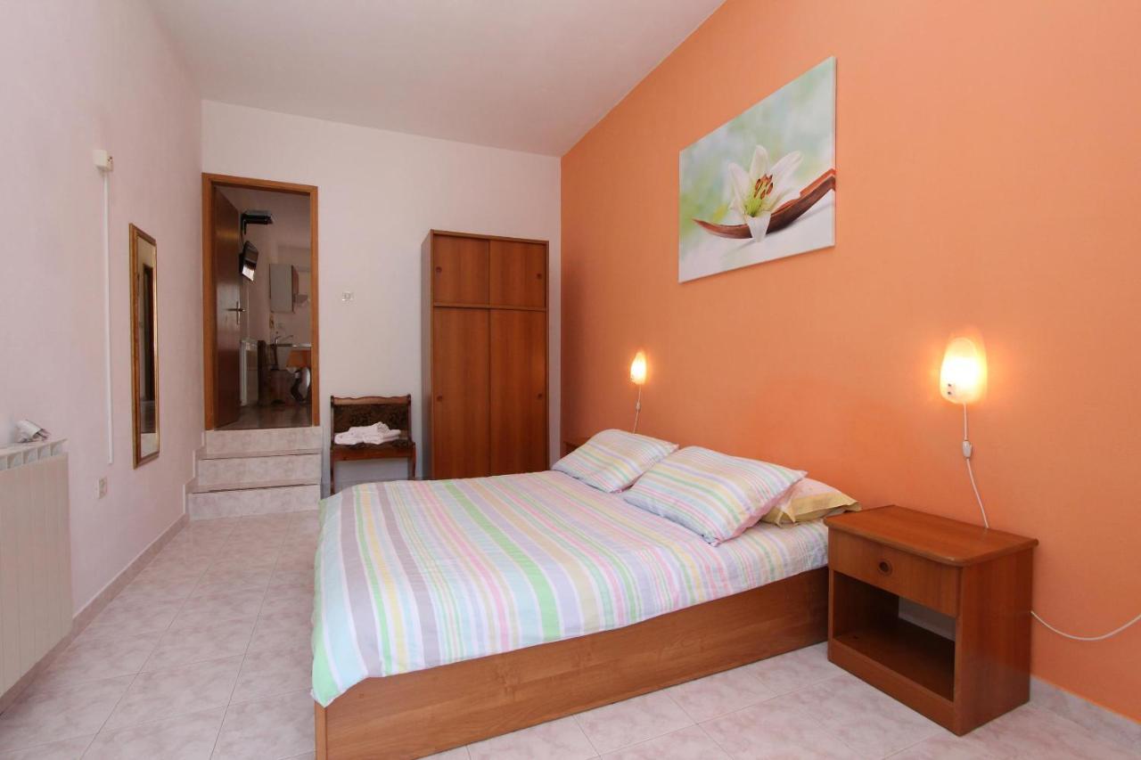 Apartments Denise Rovinj Buitenkant foto
